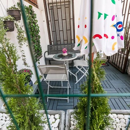 Appartamento Gray Luxe Belgrado Esterno foto