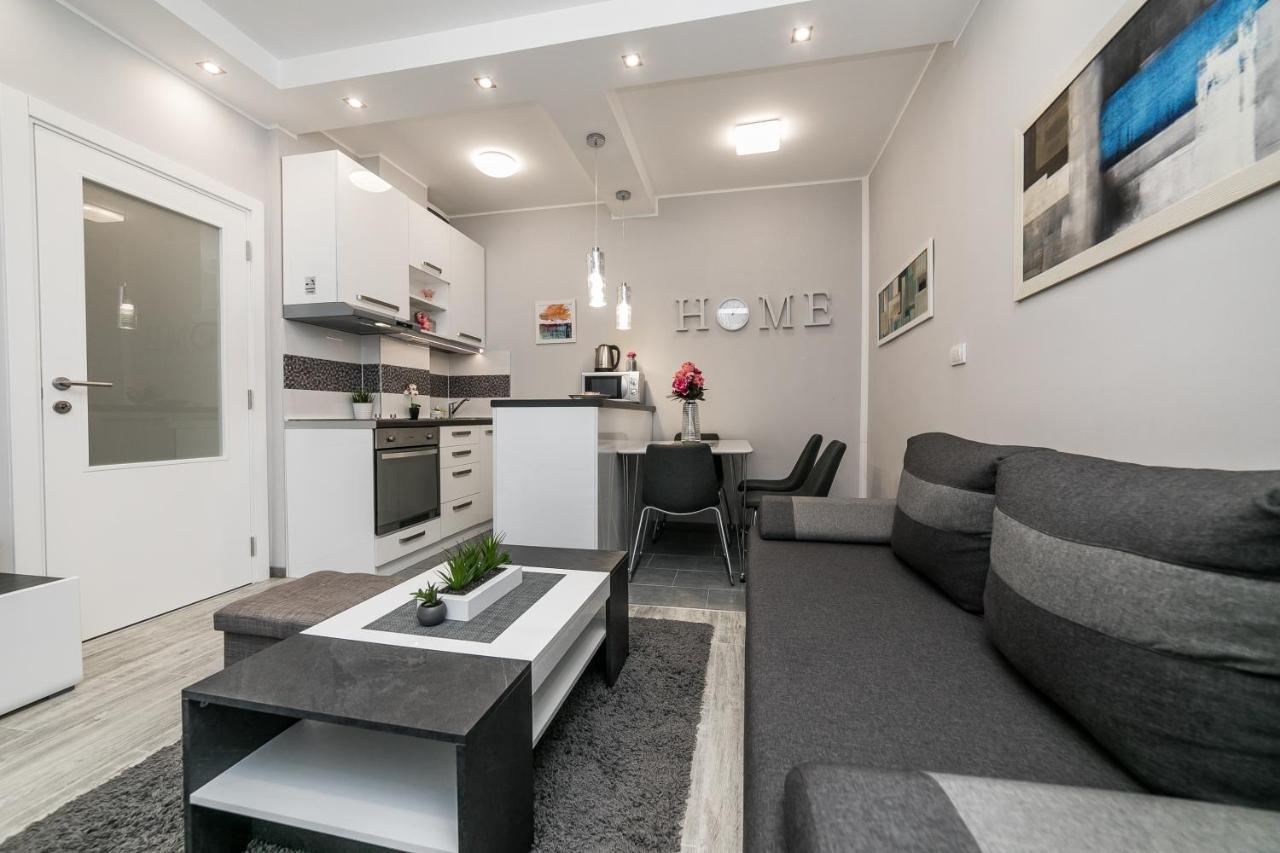Appartamento Gray Luxe Belgrado Esterno foto