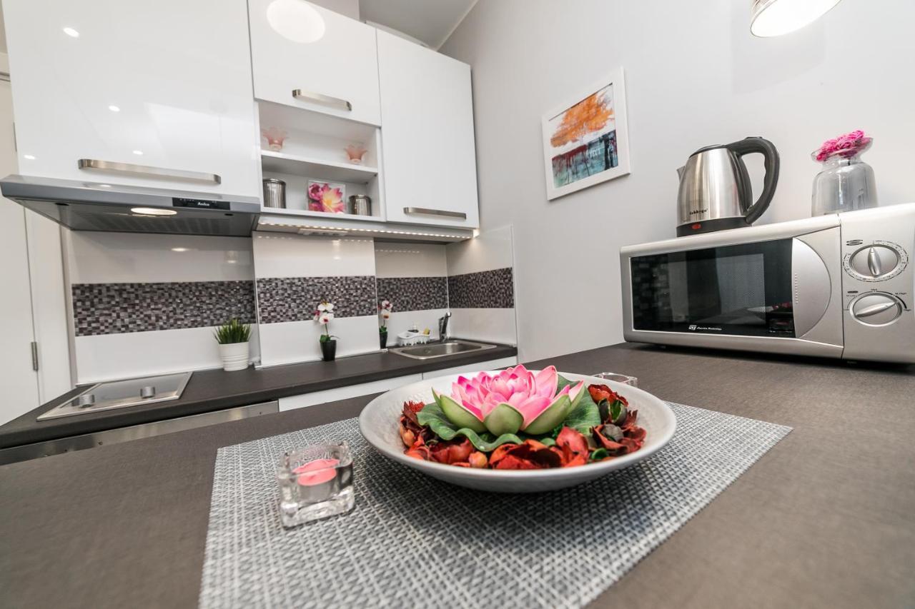 Appartamento Gray Luxe Belgrado Esterno foto