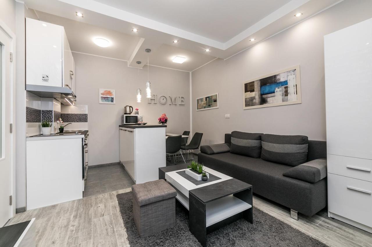 Appartamento Gray Luxe Belgrado Esterno foto