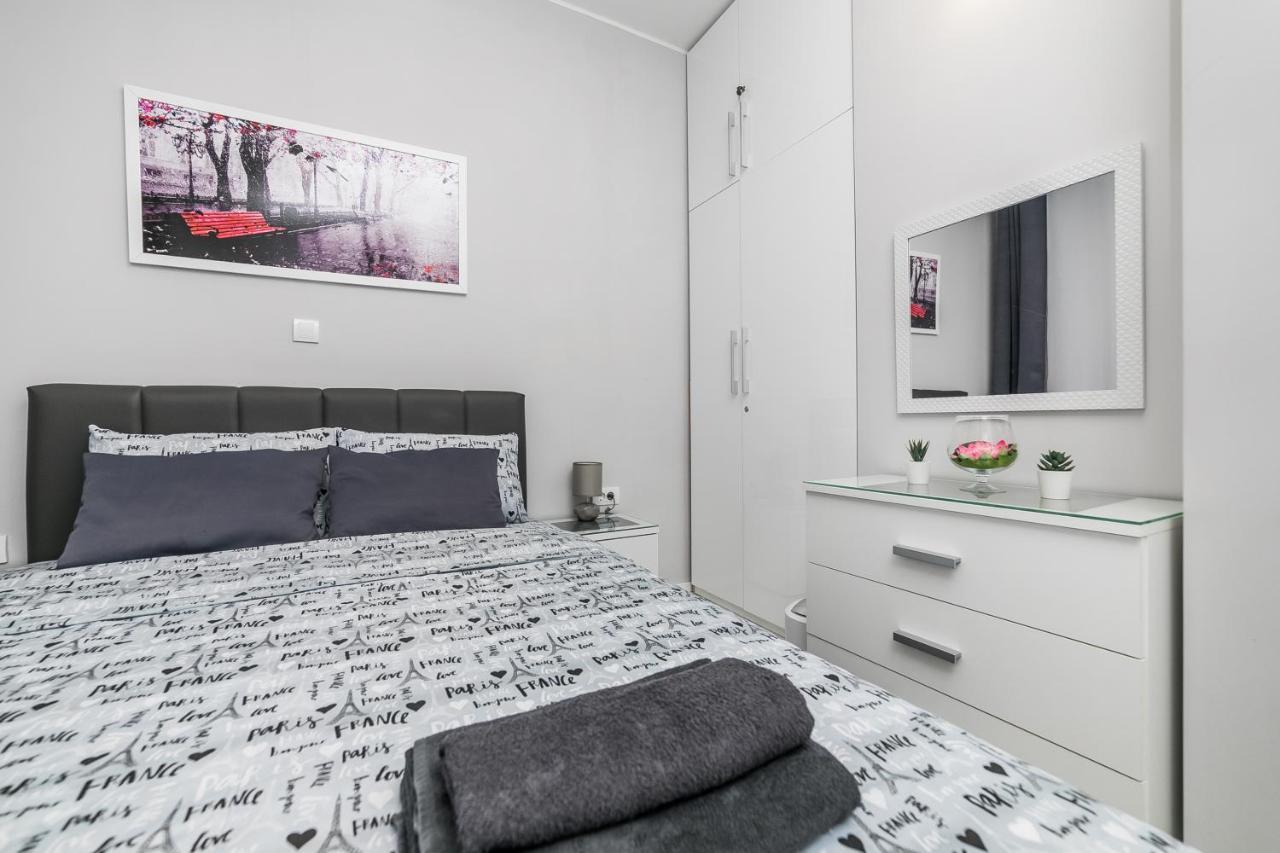 Appartamento Gray Luxe Belgrado Esterno foto
